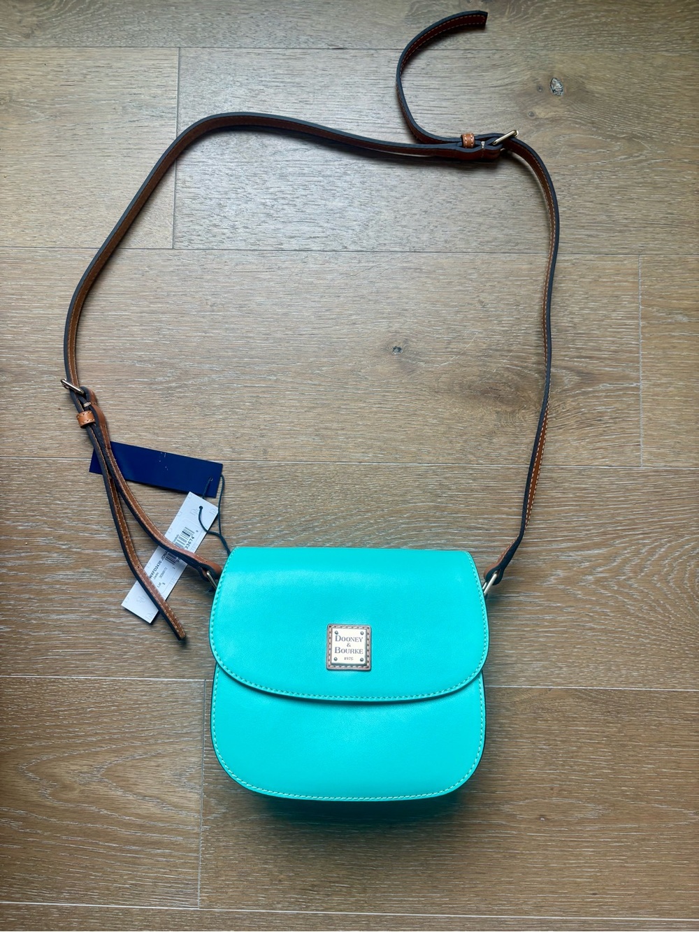Dooney & Bourke Wexford Leather Saddle Crossbody NWT